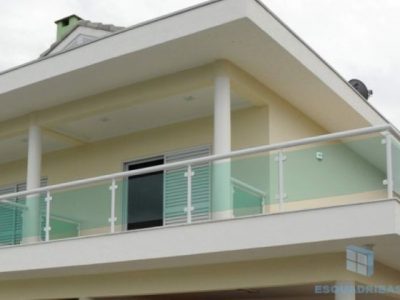 Guarda corpo em vidro